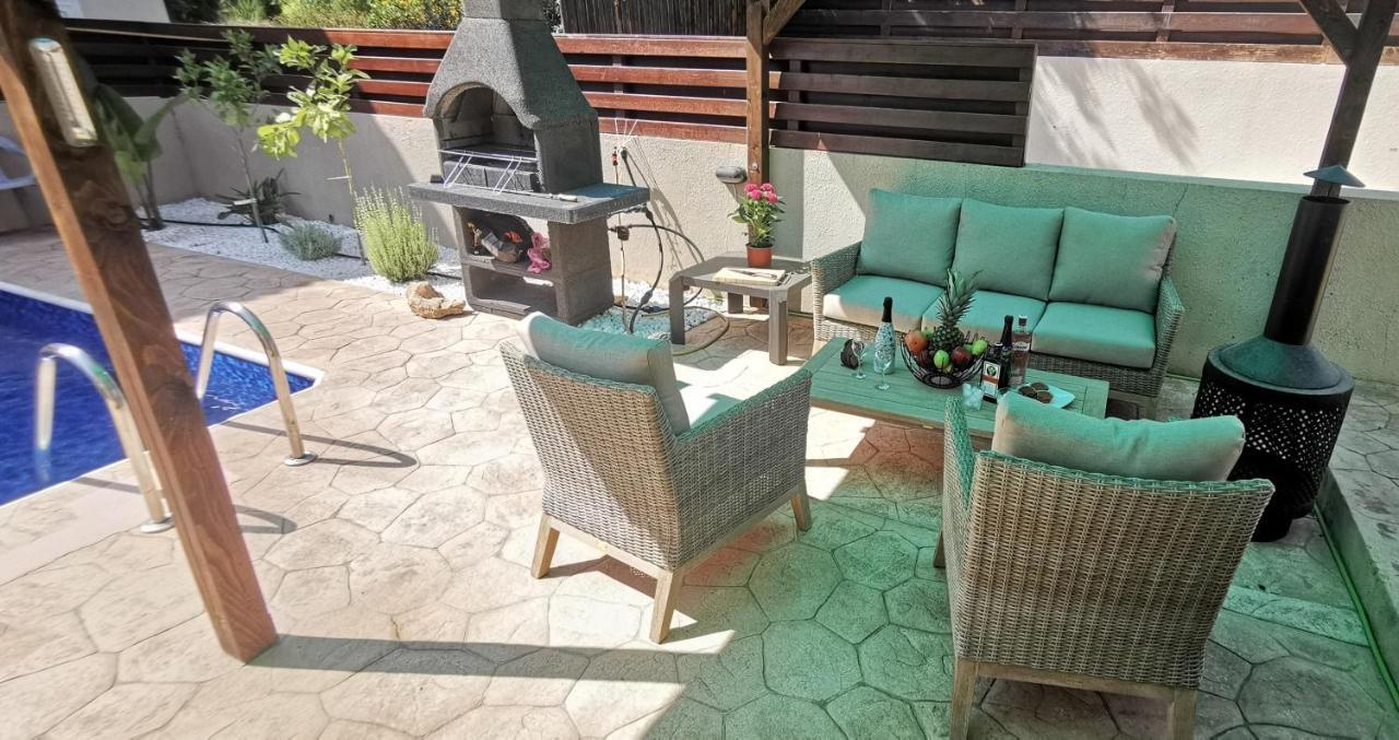 פאראלימני Great Villa Maria מראה חיצוני תמונה