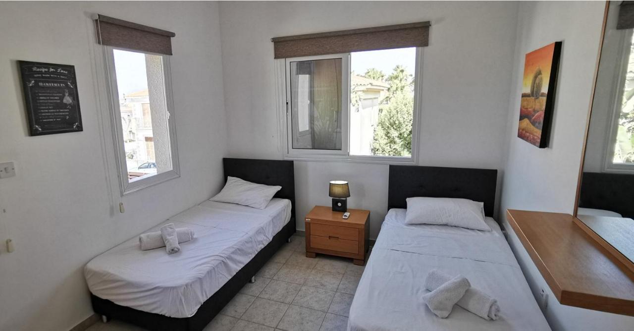 פאראלימני Great Villa Maria מראה חיצוני תמונה