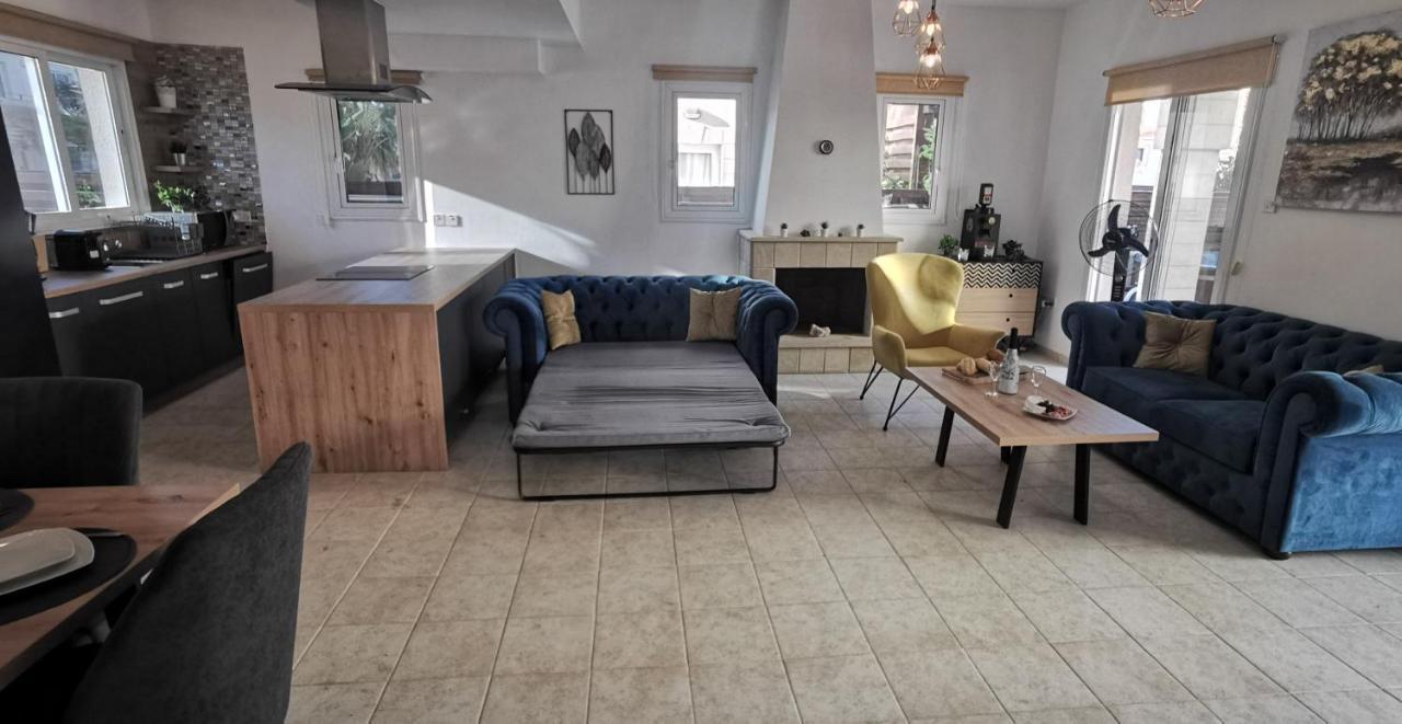 פאראלימני Great Villa Maria מראה חיצוני תמונה